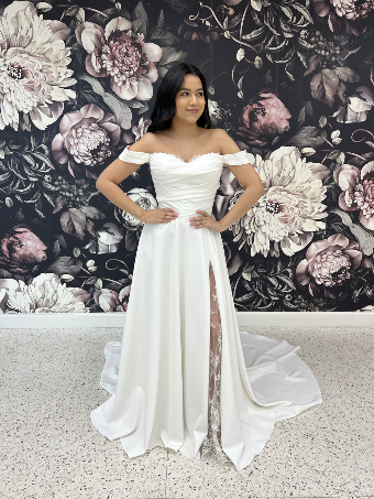 Olivia Harlow Kyrie #0 default thumbnail