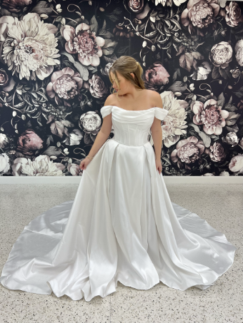 Olivia Harlow Nancy #0 default thumbnail