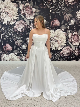 Olivia Harlow Lyla #0 default thumbnail